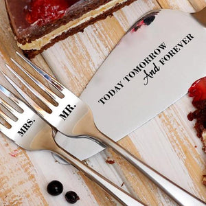 Sweet Cake Server and Forks Set