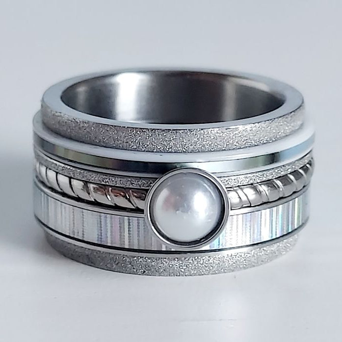 Vintage Frozen Pearl Silver Ring