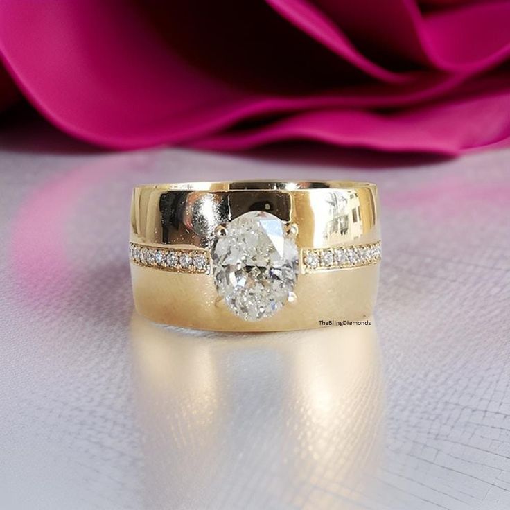 Vintage Wide Band Oval Cut Ring
