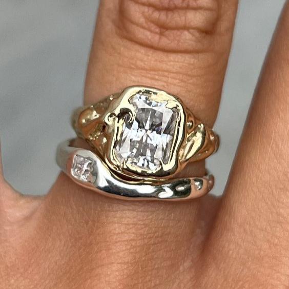 Vintage White Glass Gold & Silver Ring set