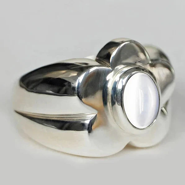 Vintage Flower Moonstone Silver Ring