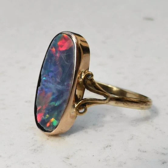 Vintage Colorful Oval Gold Ring