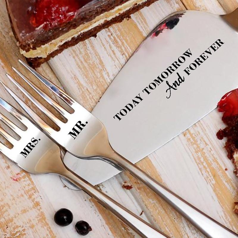 Sweet Cake Server and Forks Set